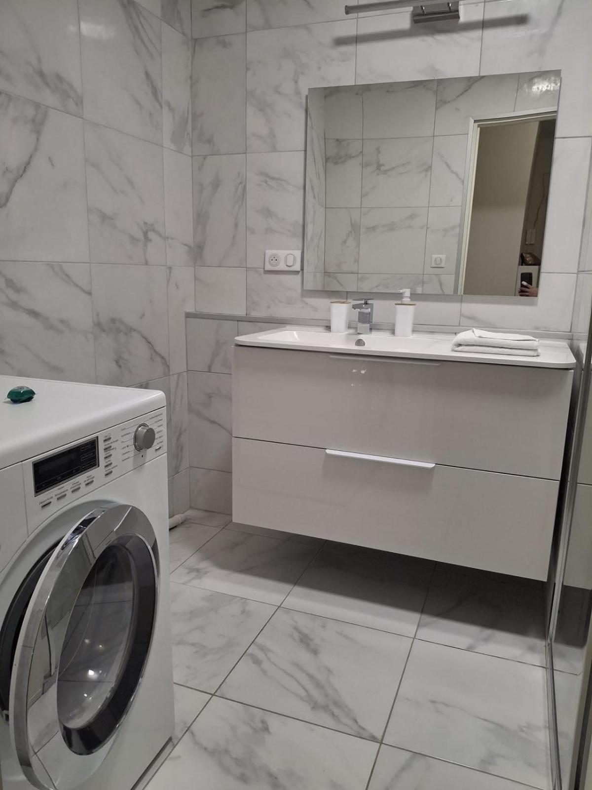 3 Pieces Apartment A Juan-Les-Pins 앙티브 외부 사진